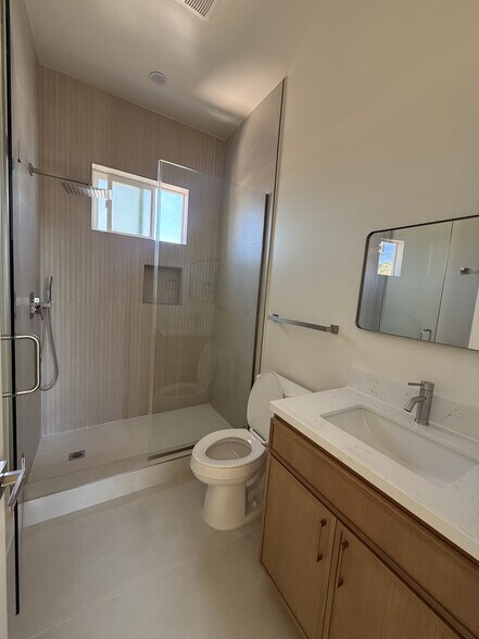 Building Photo - 7806 Ferncola Ave