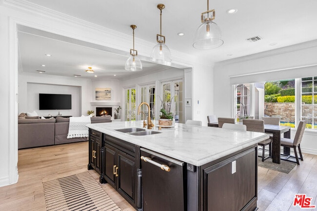 Building Photo - 25490 Prado De Las Bellotas