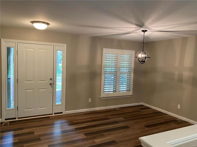 Building Photo - 762 La Feil Dr