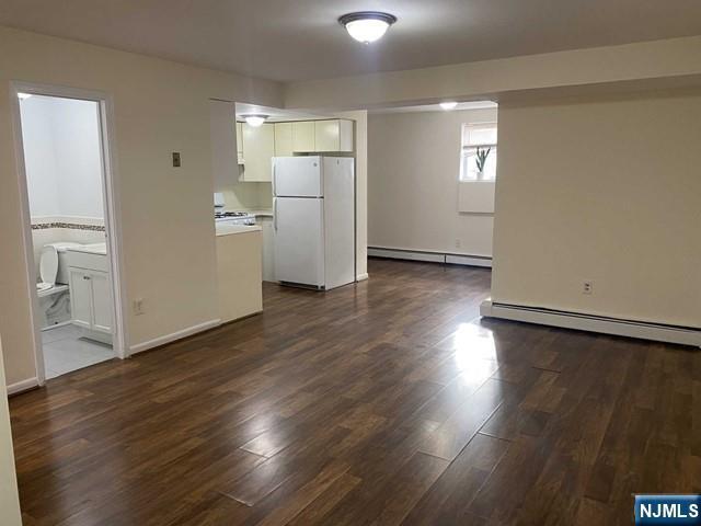 Building Photo - 1462A River