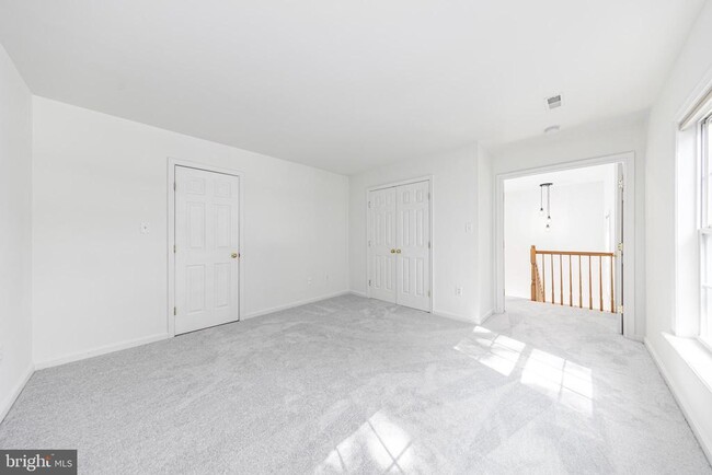 Building Photo - 2032 S Langley St