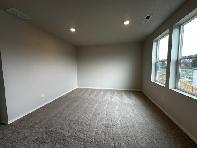 Building Photo - 3294 Southeast 35th Street