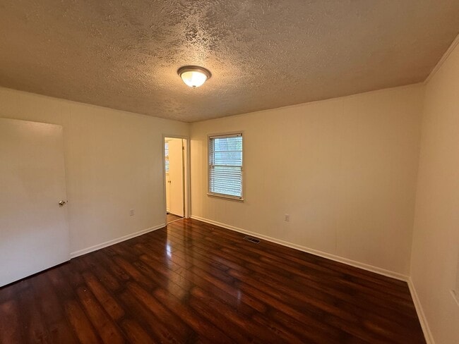 Building Photo - HOME FOR RENT IN ARAB, AL!