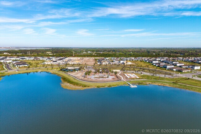 Building Photo - 1406 Arrowhead Point Rd