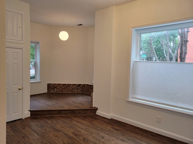 Building Photo - 255 10th St NE