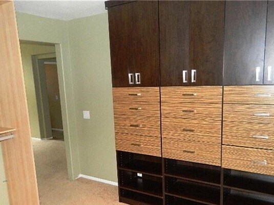 Building Photo - BEAUTIFUL MOUNTAIN VIEW 4BED/3BATH PLUS DE...