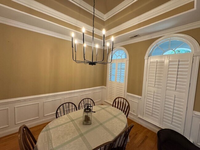 Building Photo - Charming 3-Bedroom Retreat in Wake Forest