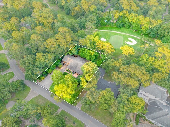 Building Photo - 29 Winged Foot Dr
