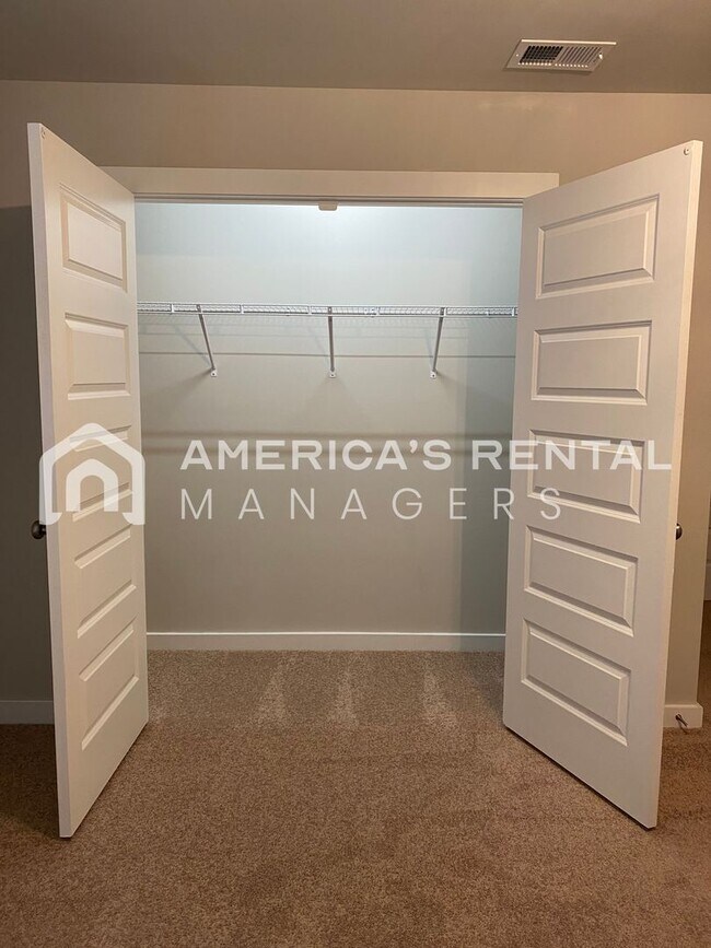 Building Photo - Home for Rent in Jemison, AL... View with ...