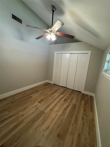 Building Photo - 420 S Las Vegas Trail