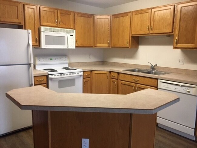 Interior Photo - 5002 16th Ave S