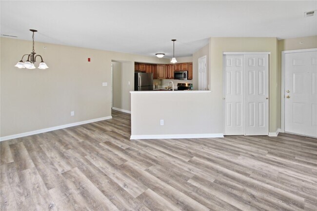 Building Photo - 42 Stonewall Creek Ct