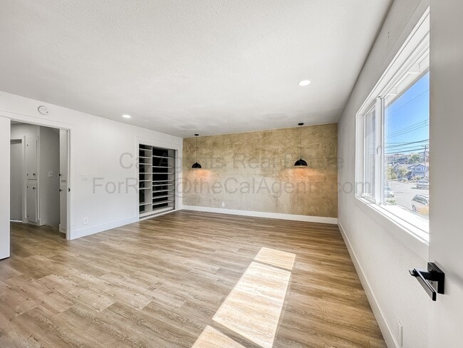 Building Photo - 16624 Selby Dr