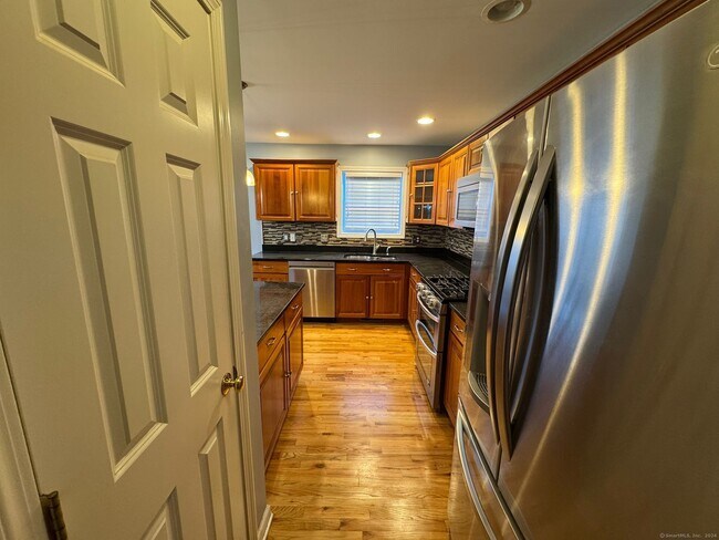 Building Photo - 59 Gilbert Ln