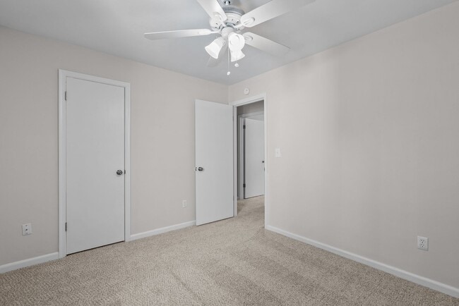 Building Photo - 5516 Amhurst Ct