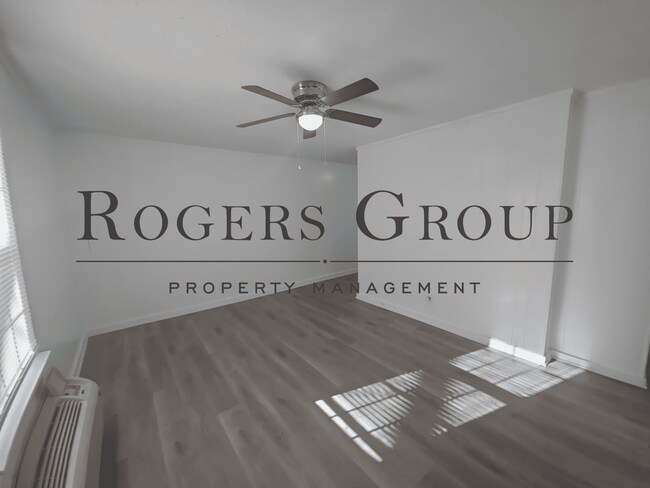 Building Photo - #450 - 412-414 Ridley St Duplex