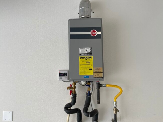 Building Photo - 2883 Villa Catalonia Ct