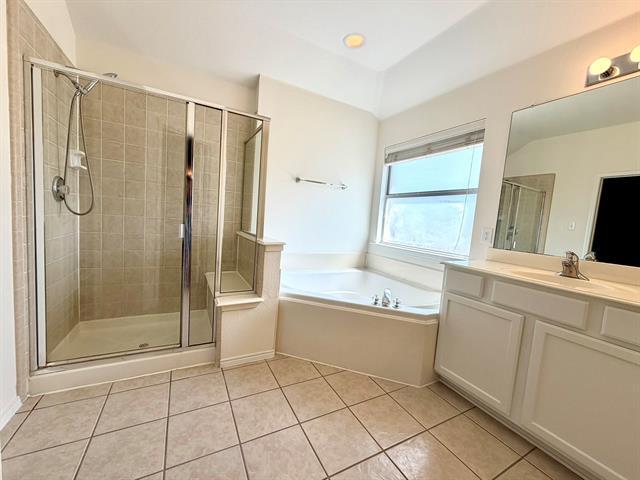 Building Photo - 516 Hawken Dr