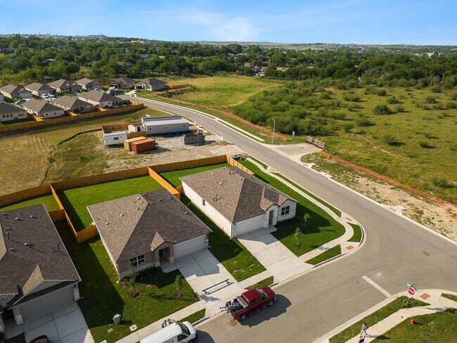 Building Photo - 108 Windmill Palm Dr