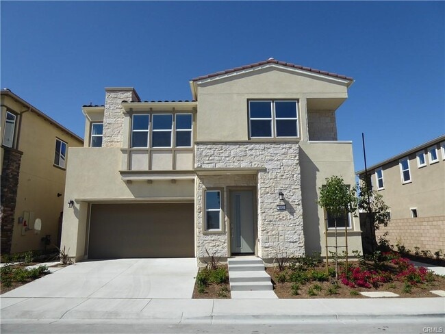 Building Photo - 652 Athos