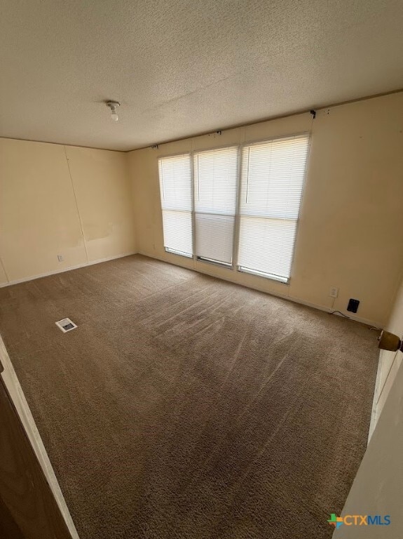 Building Photo - 1215 Cypress Dr