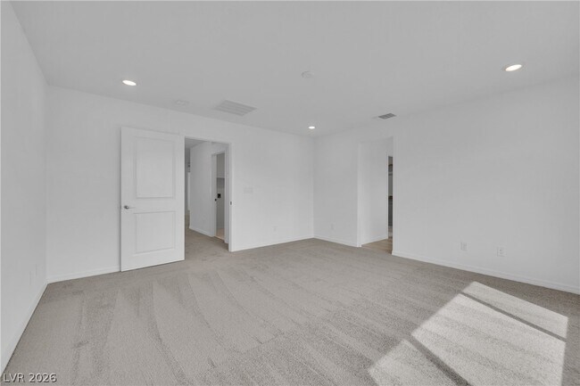 Building Photo - 5925 Obsidian Sky Ave