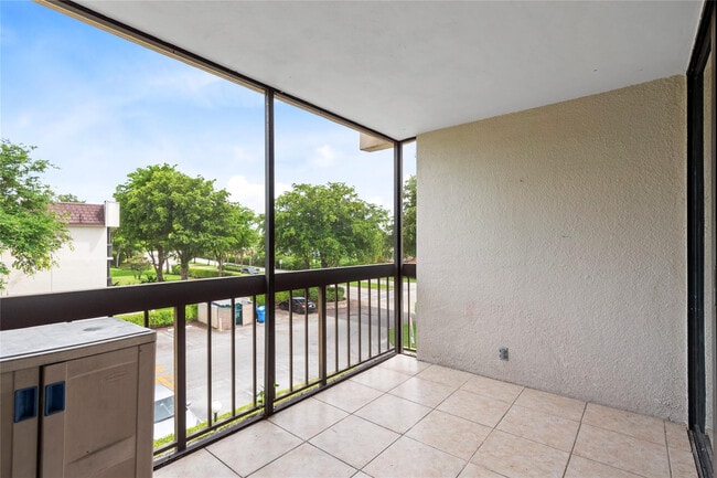 Building Photo - 8429 Forest Hills Dr