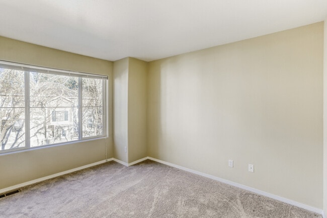 Building Photo - 14120 SW Barrows Rd