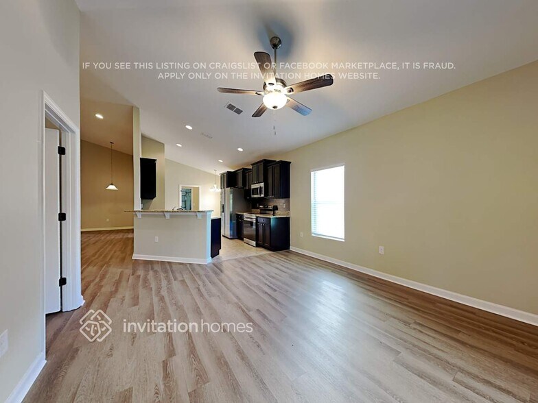 Building Photo - 1596 Litchfield Dr