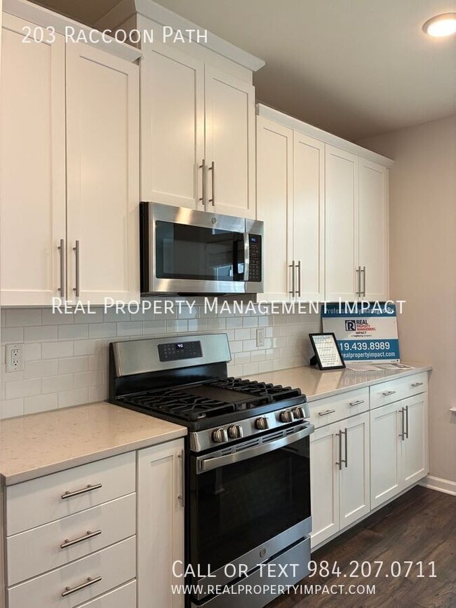 Building Photo - 203 Raccoon Path