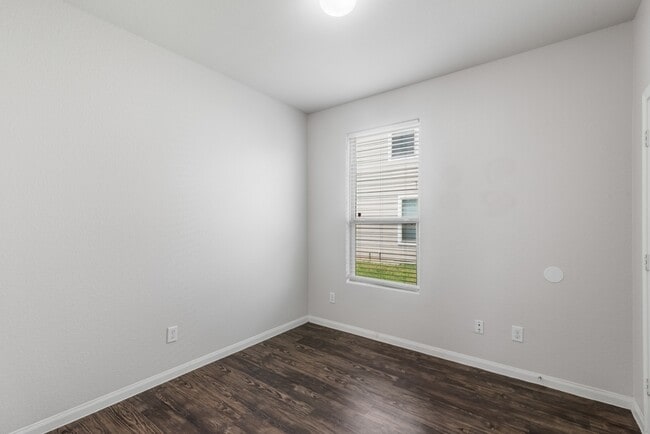 Building Photo - 835 Coffee Mill Creek Ln