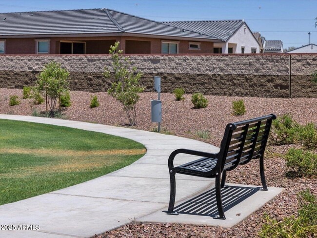 Building Photo - 20775 N Roadrunner Ln