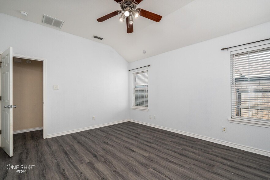 Building Photo - 1410 Tulane Dr