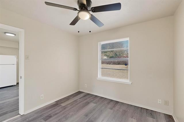 Building Photo - 310 Palm Oak Dr