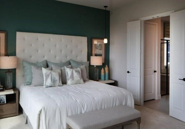 Building Photo - 1412 Kurelek Dr