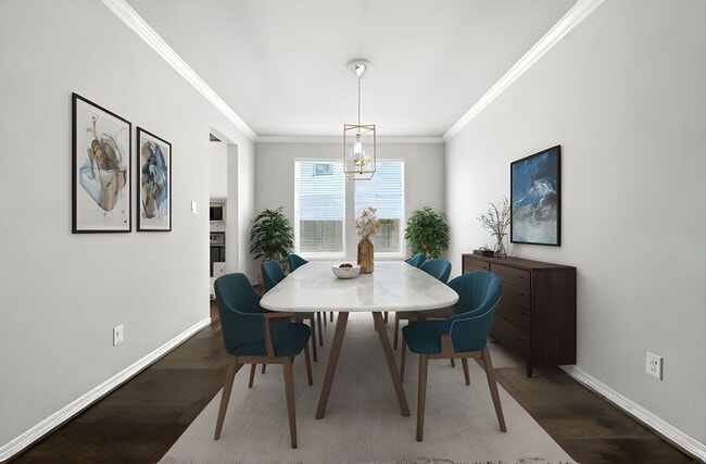 Building Photo - 1610 Rosedale Dr