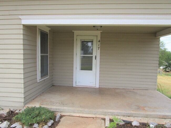 Building Photo - Absolutely Adorable!