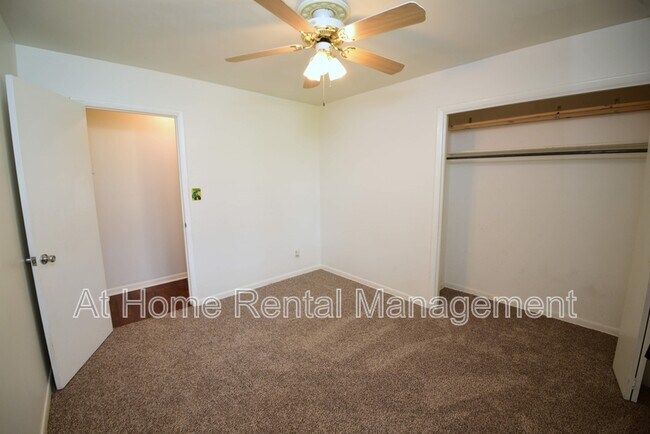 Building Photo - 1608 S 1st Pl
