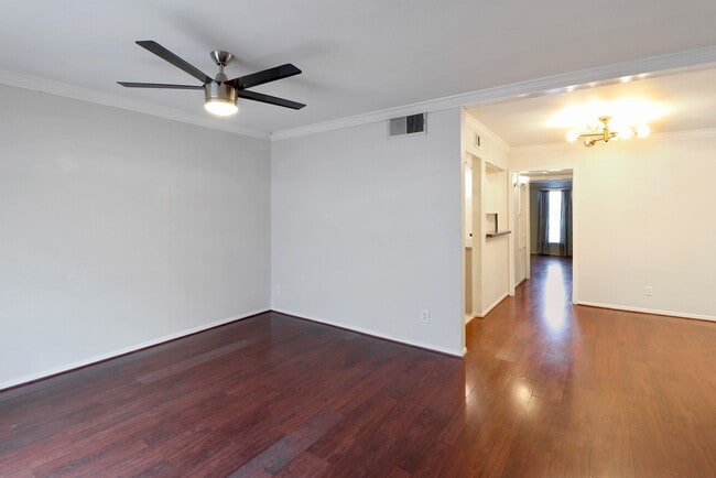 Building Photo - 11550 Chimney Rock Rd