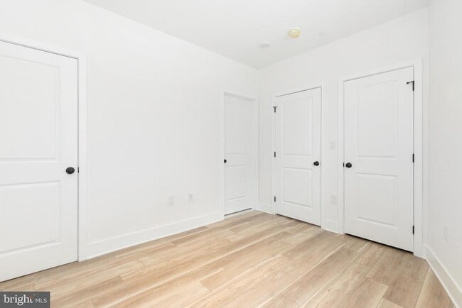 Building Photo - 1255 N 23rd St