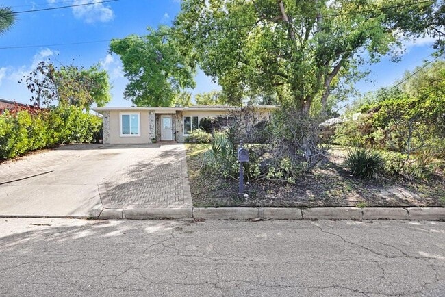 Building Photo - 6703 N River Blvd