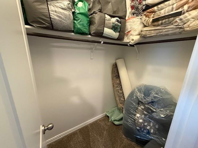 Building Photo - 505 Peregrine Way