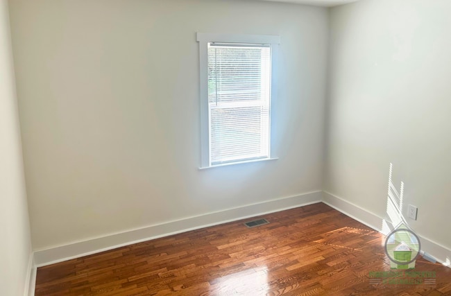 Building Photo - 904 Staunton Bridge Rd