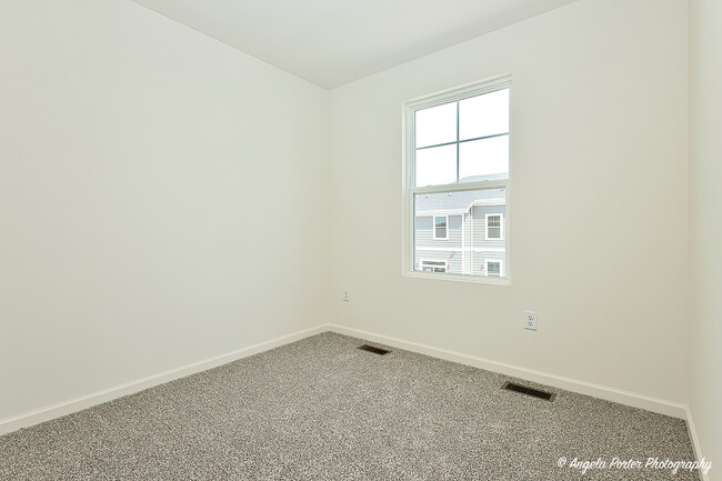 Building Photo - 2161 Yellowstone Blvd