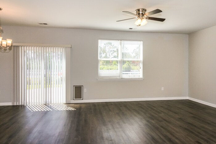 Building Photo - 534 Hay Hill Ln