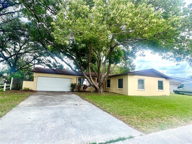 Primary Photo - 1848 Nursery Rd