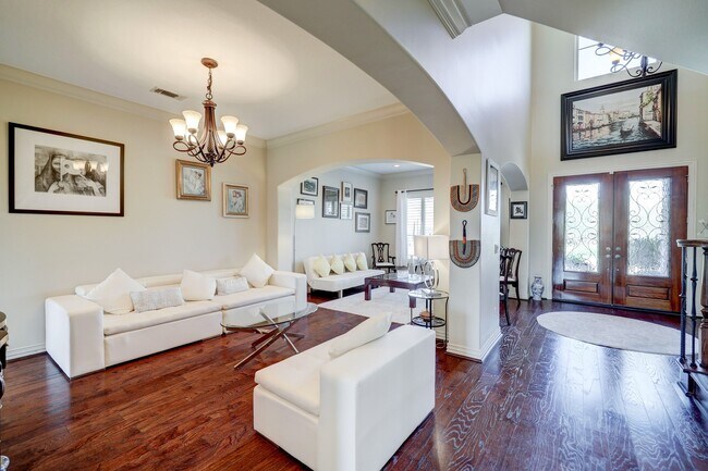 Building Photo - 14207 Bay Cliff Ct