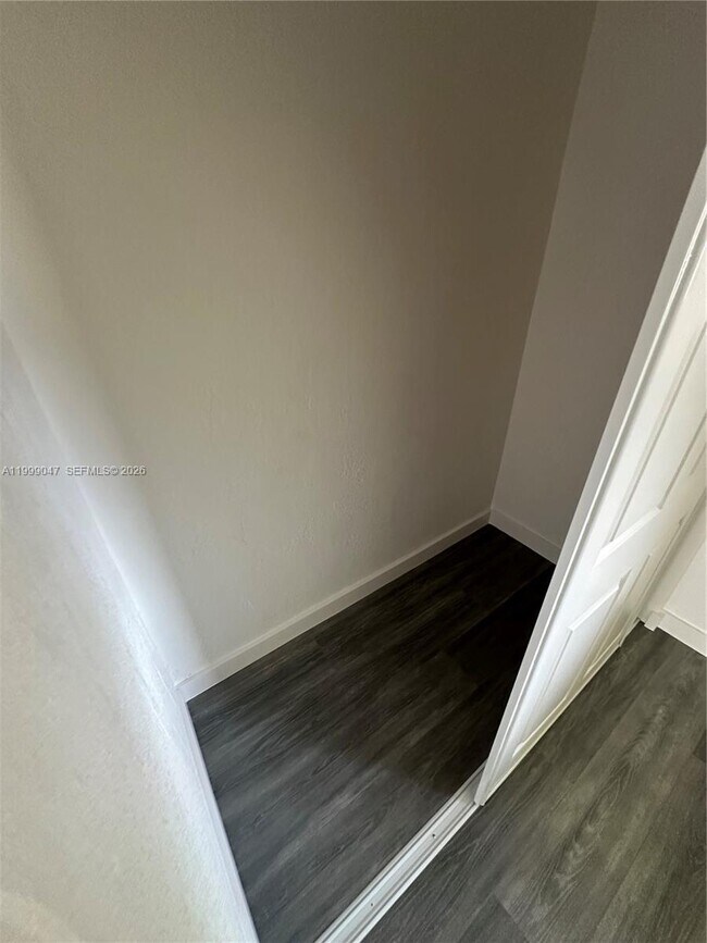 Building Photo - 3689 William Ave