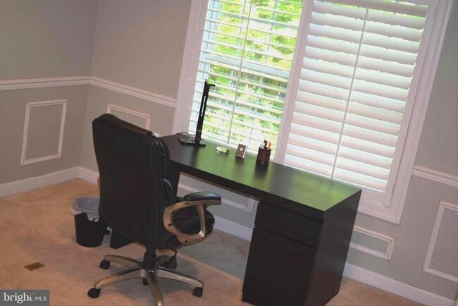 Building Photo - 6808 Old Chesterbrook Rd