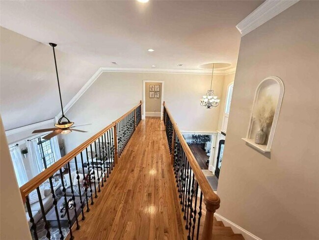 Building Photo - 1399 Traditions Way